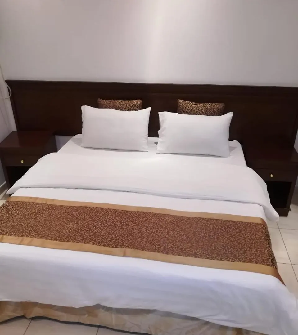 Leen Serviced Apartments Džidda 3*,  Saúdská Arábie